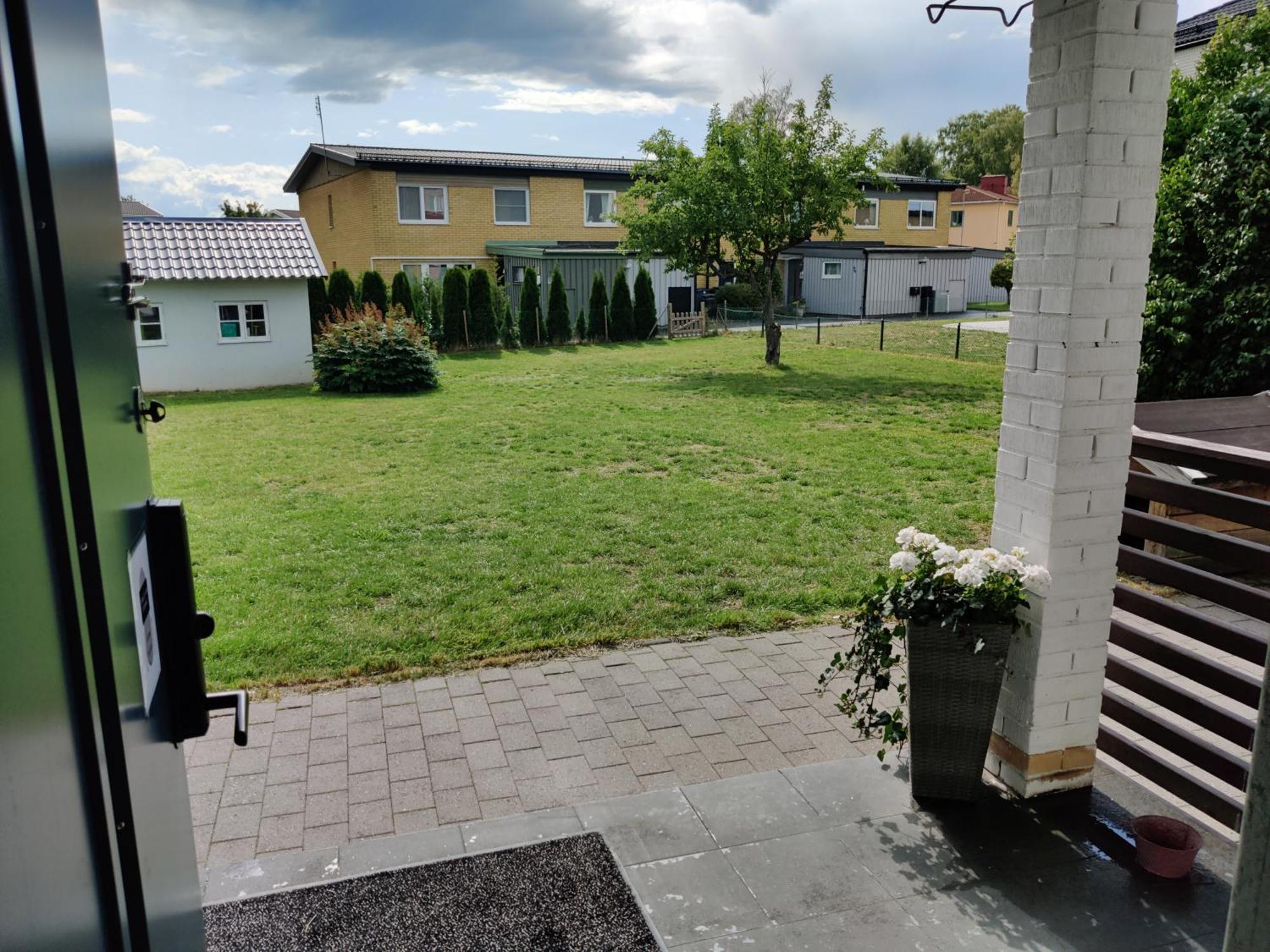 Luxury Villa 130 M2 Centrally Катринехольм Экстерьер фото