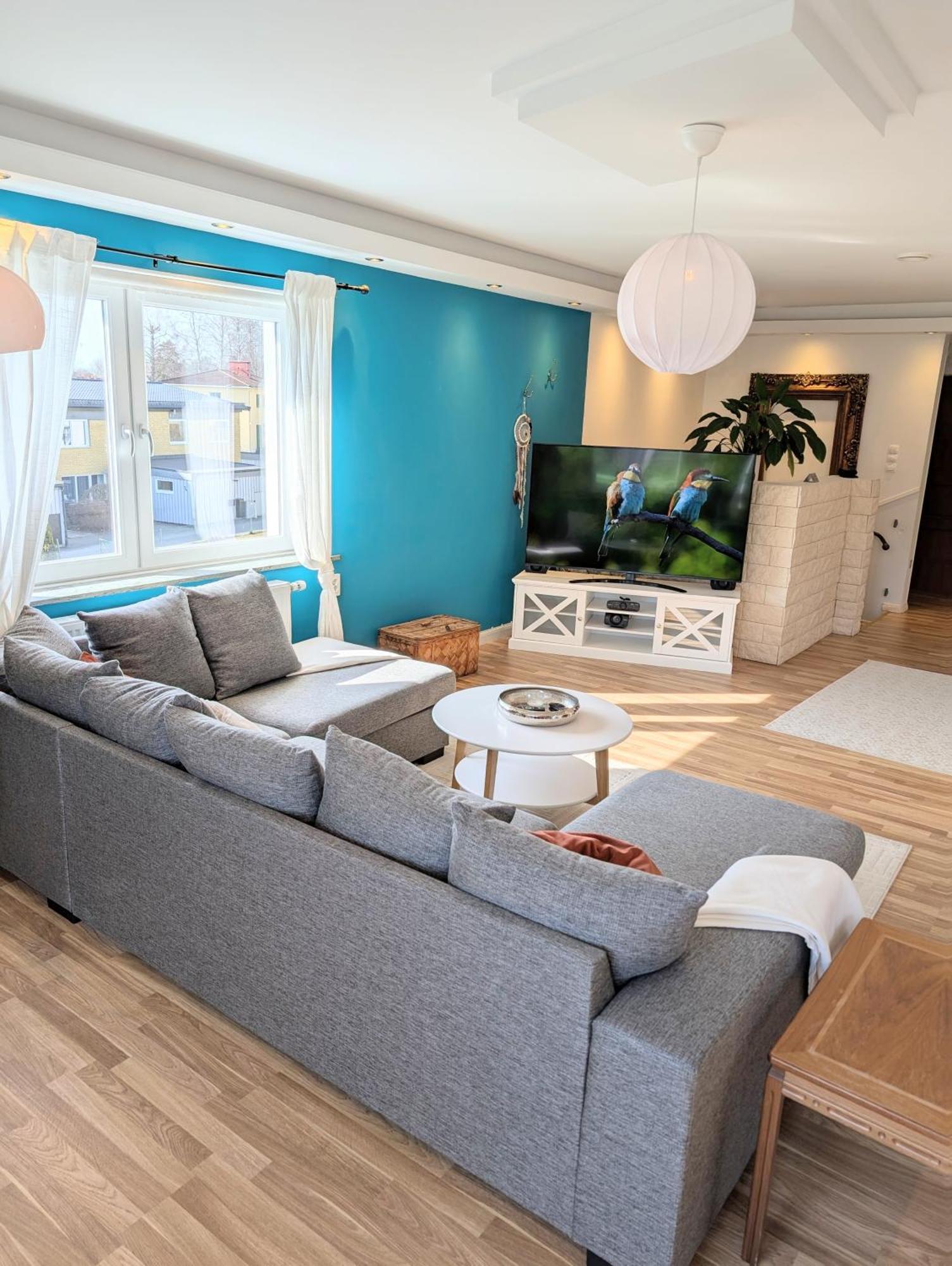 Luxury Villa 130 M2 Centrally Катринехольм Экстерьер фото